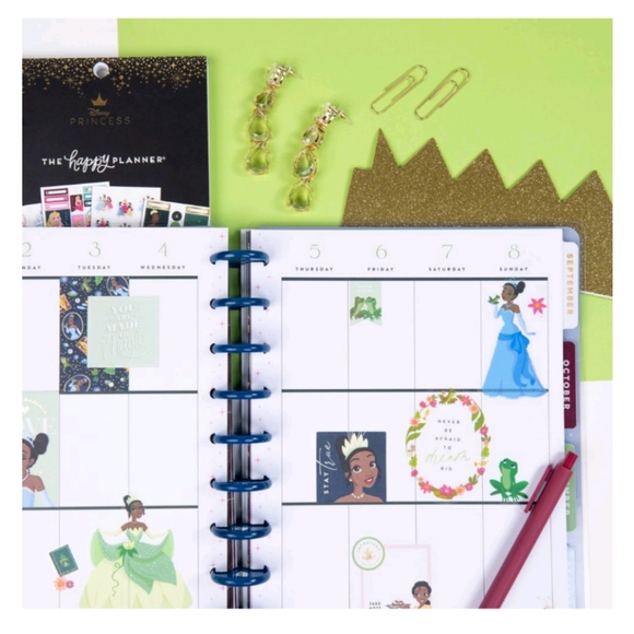 MAMBI Disney Princess 2021 Classic Happy Planner - Picture 3 of 7